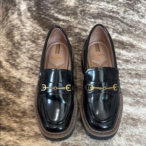 Girls sz 13 Sam Edelman Black Leather Loafers with Gold Accent